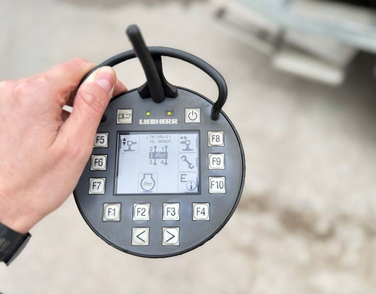 LIEBHERR LTM 1050-3.1